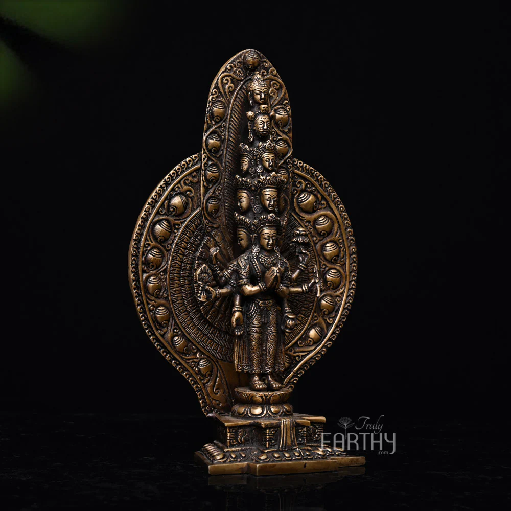 Tibetan Buddhist Deity - Avalokiteshvara In Brass - Image 4