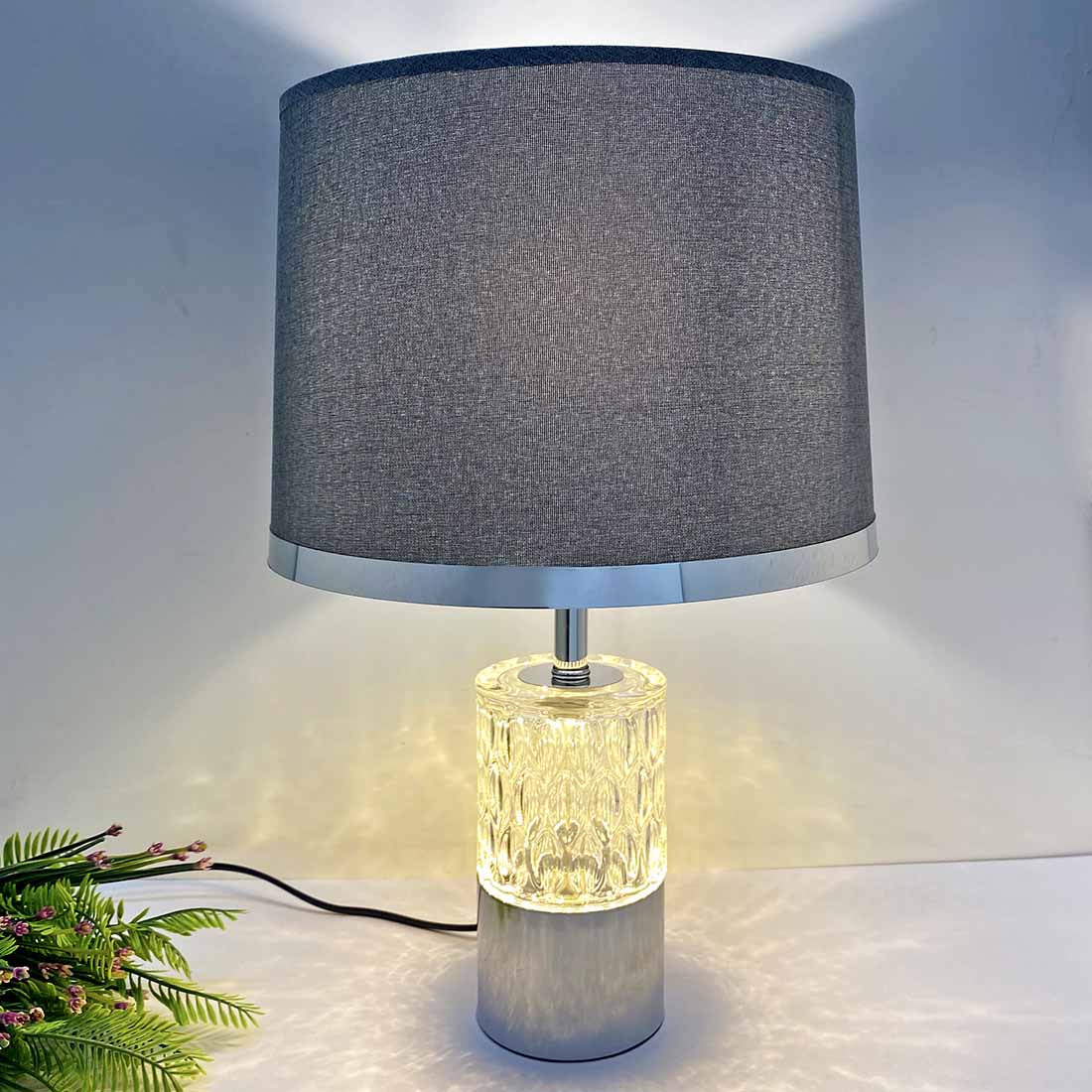 Bailey Grey Glass Cut -table Lamp - Image 4