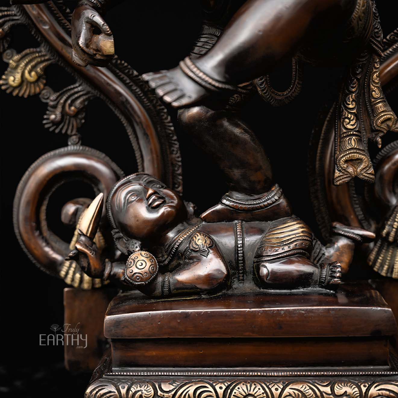 Chola Dancing Ganesha (64 cm) - Image 7