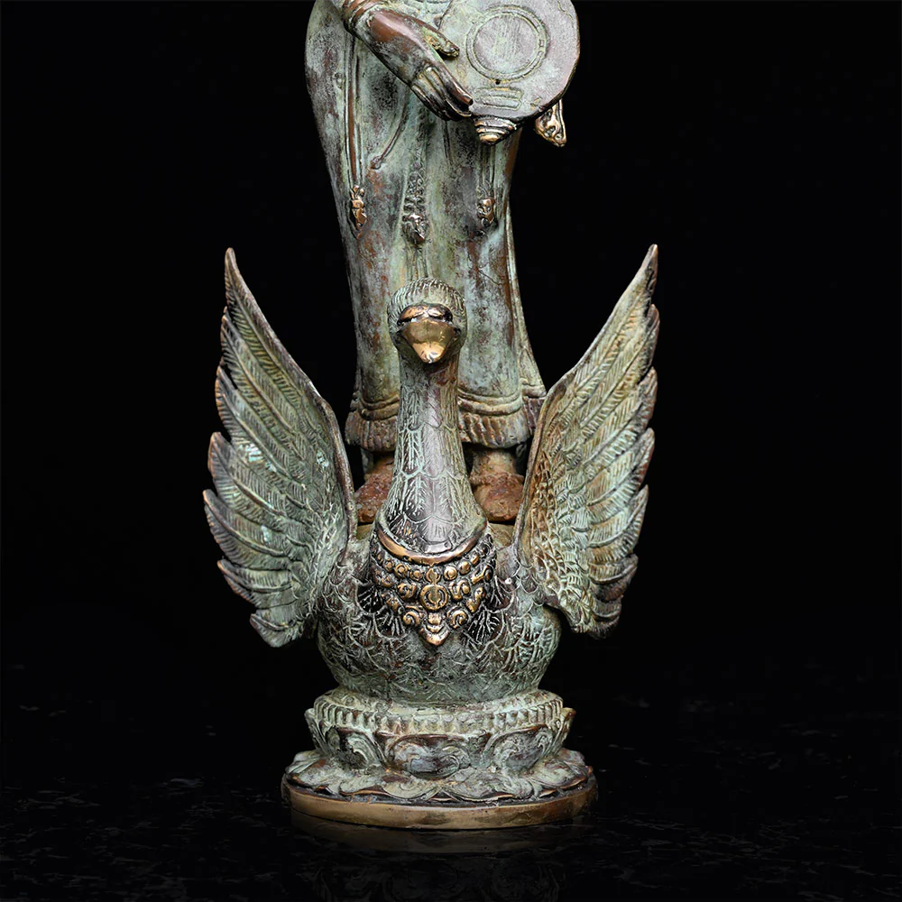 Goddess Saraswati - Bronze Sculpture - Image 3