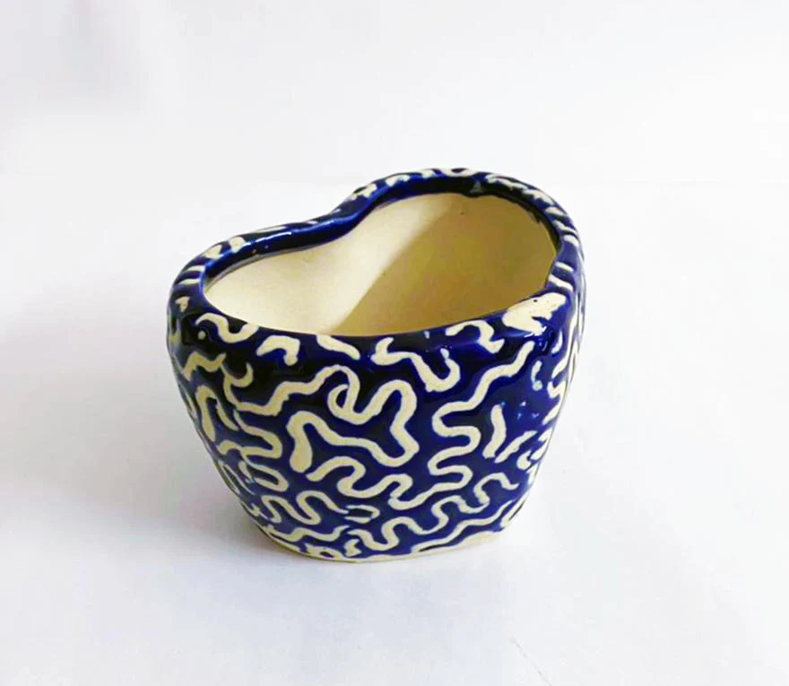 Heart Shaped Ceramic Planter (without Plant) - Image 3