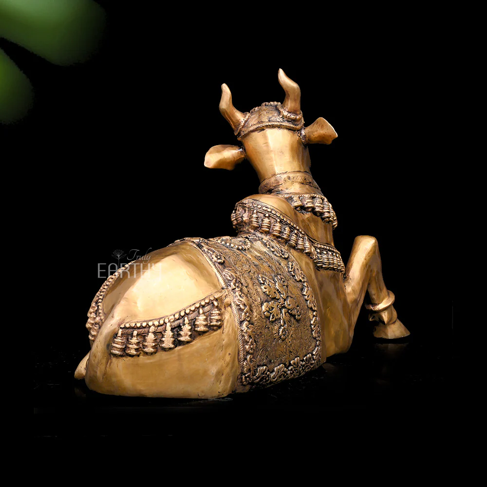 Large Brass Sitting Nandi - 28.2 Kg / 86.3 cm - Image 4